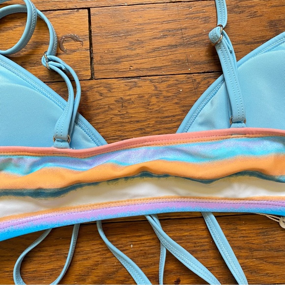 Cupshe Waterfront stripe wrap around multicolored bikini size small - Picture 8 of 14